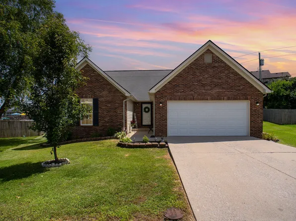 120 Eric Ct, Nicholasville, KY 40356