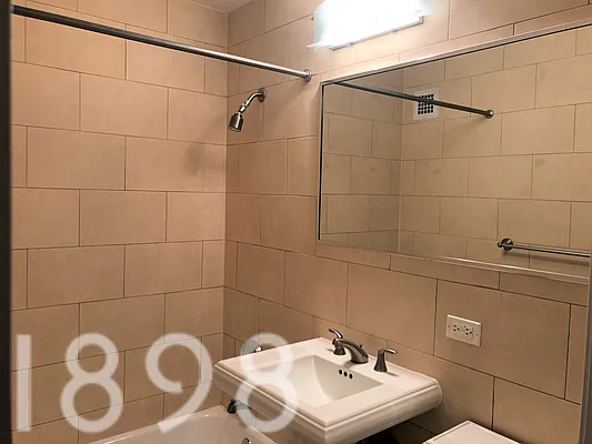 Rented by A&E Real Estate Management | media 6