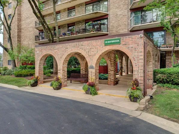 35 S Baybrook Dr Unit 501, Palatine, IL 60074
