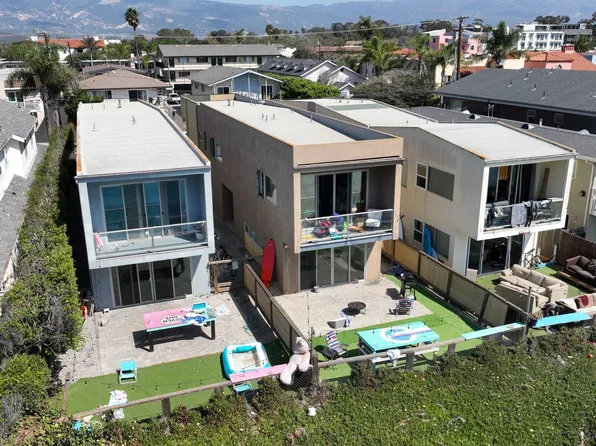 6567 Del Playa Dr, Goleta, CA 93117