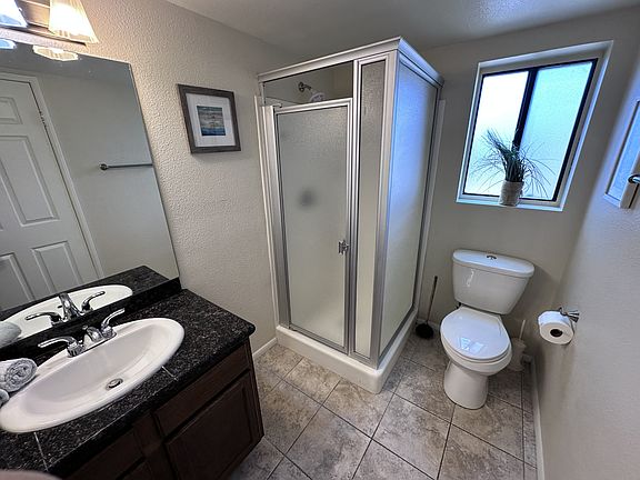 5th image of 201 Riverfront Dr Unit 21