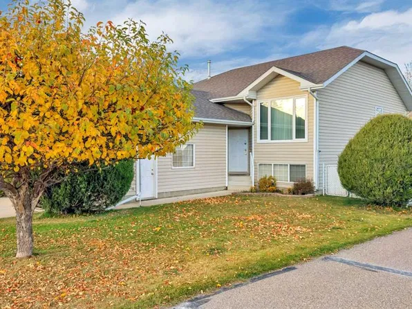 6411 SW 54th St, Rocky Mountain House, AB T4T 1N5