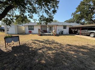 501 E Fitzgerald St, Bangs, TX 76823
