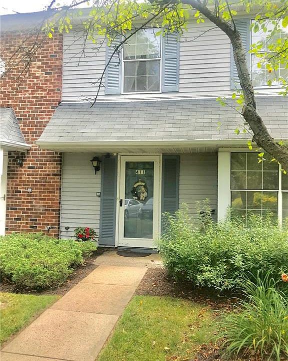 1st image of 411 McDowell Dr #411