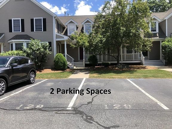 3rd image of 129 Bellwood Cir #U129