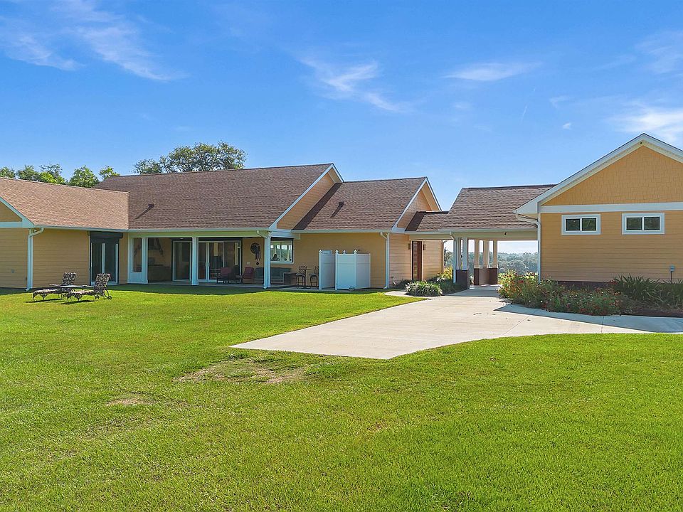 1st image of 307 Crabapple Ln