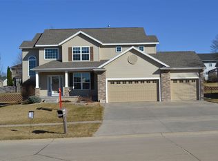 2295 Newcastle Rd, Marion, IA 52302