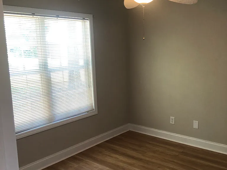 7341 Darden Rd — Photo 8