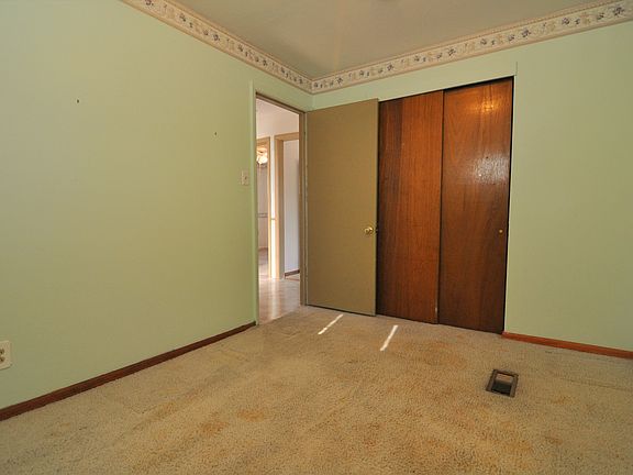 5th image of 3221 S Galapago St