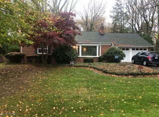 30827 Walker Rd, Bay Village, OH 44140