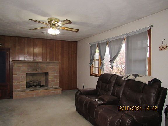 4th image of 3592 Onyx Dr