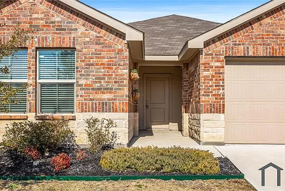 5 bed, $2,550 — Photo 4