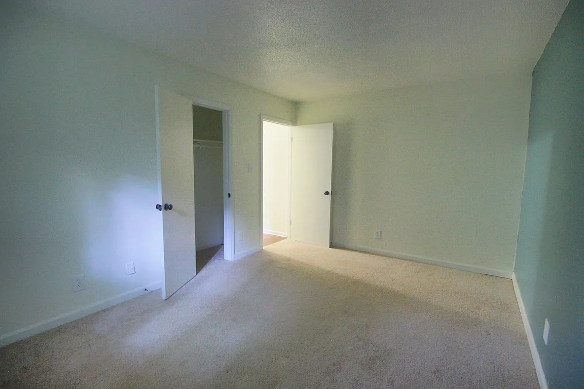 Building Photo - 506 Gurley St