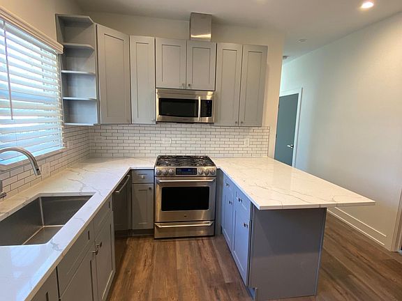 2nd image of 5752 W Dakin St #1