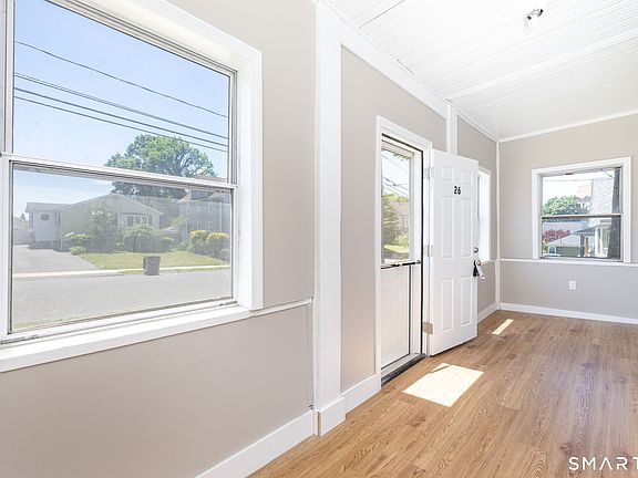3rd image of 26 Magnolia Street