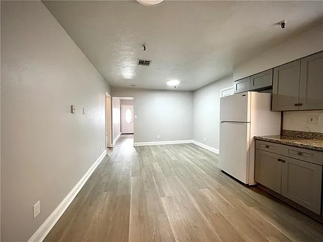 2625 Panama St — Photo 4