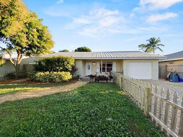 1st image of 8794 SE Jardin St