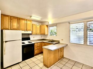 2467 Cleghorn St #4, Honolulu, HI 96815