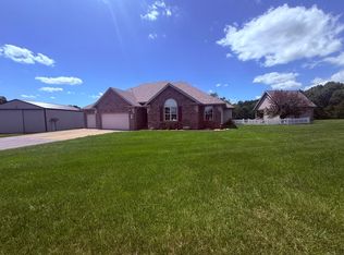 250 Tallgrass Road, Ozark, MO 65721