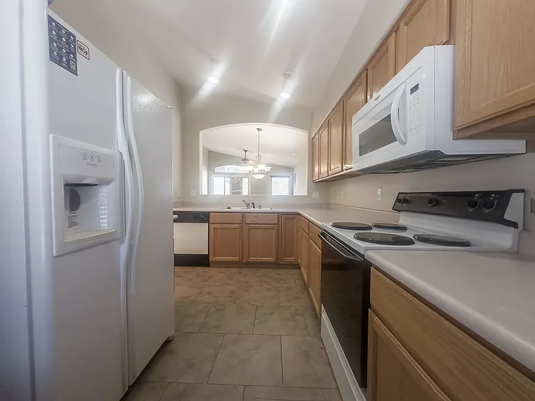 14704 W Lamoille Dr — Photo 5
