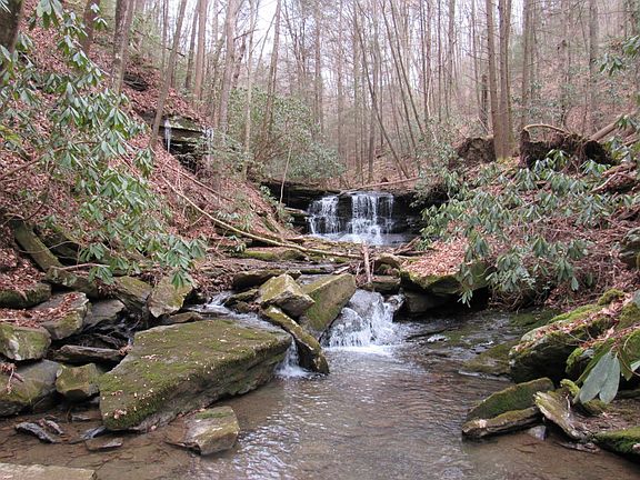 3rd image of Cherokee Trl