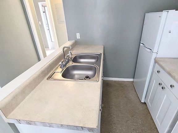 3rd image of 7317 46th Ave N APT 4