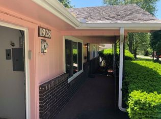 1928 S Mayfair Ave, Springfield, MO 65804