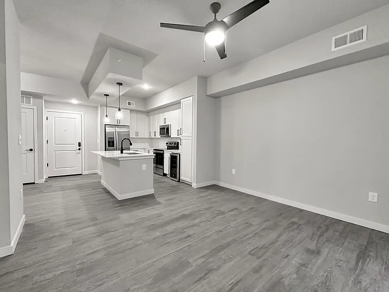 Legacy Cool Springs Apartments — Photo 47