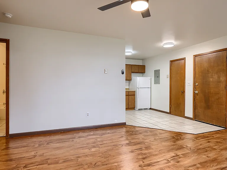 816 Ames Ave #3 — Photo 4