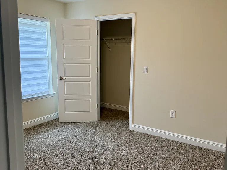 5049 Quarter Deck St — Photo 22