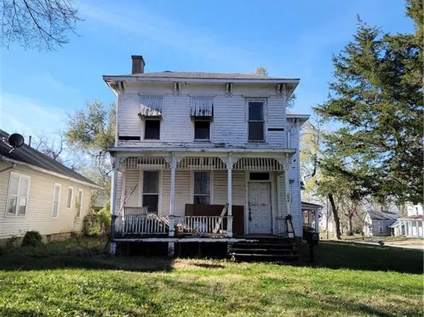 204 S Elm St, Ottawa, KS 66067