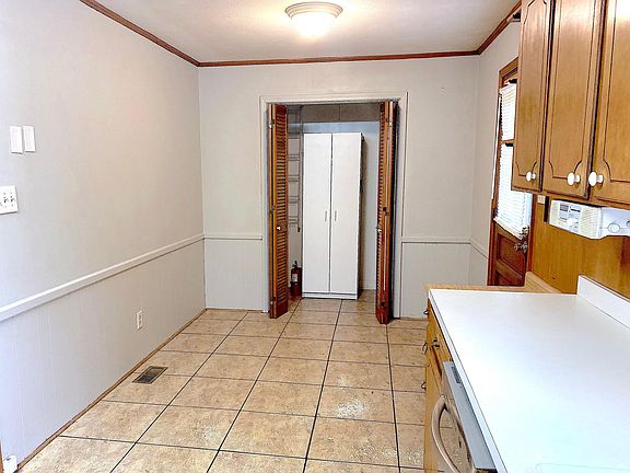 Pantry & Storage Space