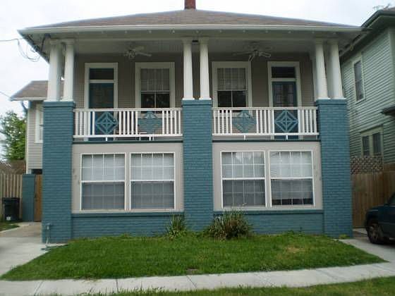 1st image of 854 Roosevelt