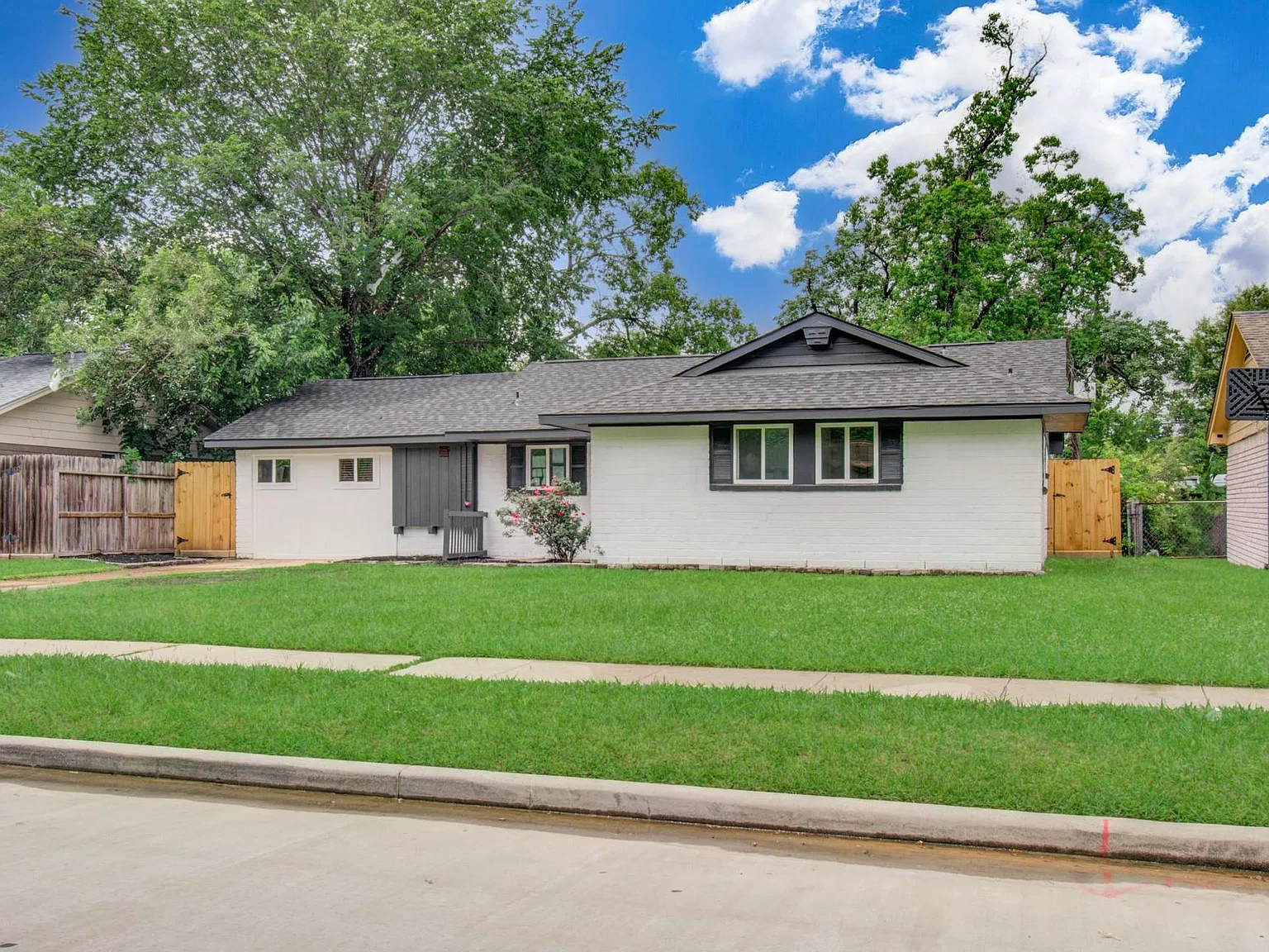 4 bed, 2.0 bath, 1417 sqft, $1,695 — Photo 3