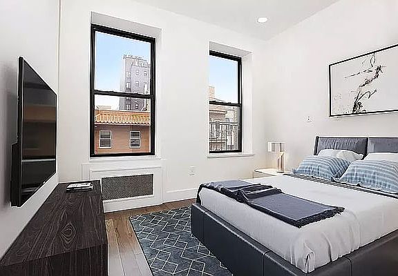 5th image of 19 Eldridge St