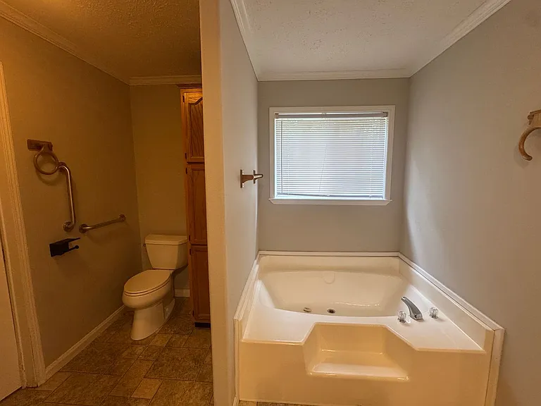 5488 Rigsby Rd — Photo 21