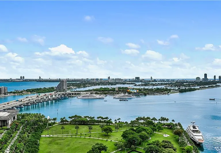 900 Biscayne Blvd #3109 — Photo 38