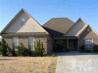 106 Windsor Ct, Hampstead, NC 28443