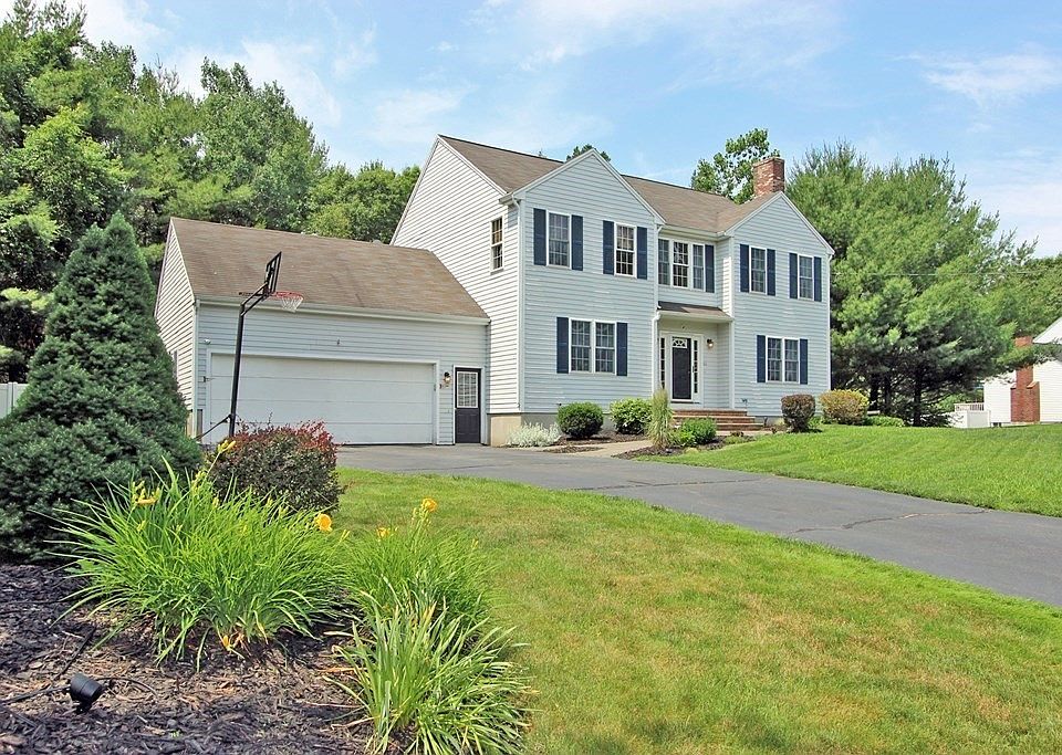 1st image of 60 Sherwood Ln