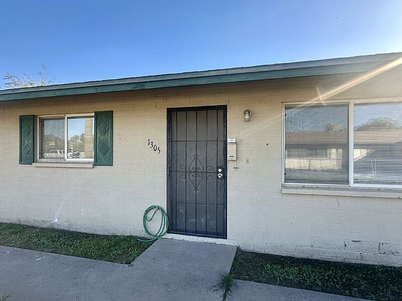 1st image of 1305 N Arbor Ave