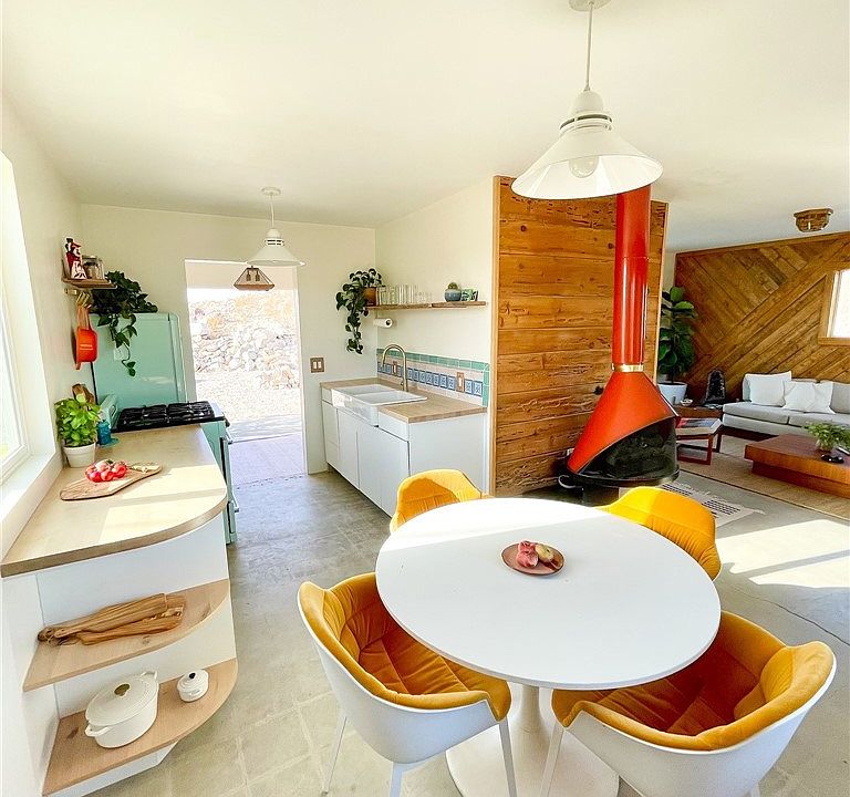 2432 Hilltop Rd, Joshua Tree, CA 92252 | MLS #JT26134791 | Zillow