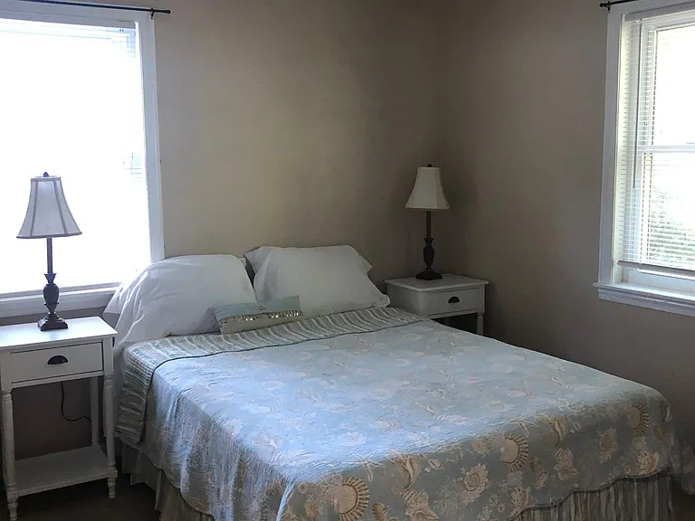 844 Lake Terrace Dr — Photo 15