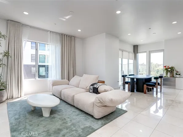 21 Gramercy Unit 306, Irvine, CA 92612