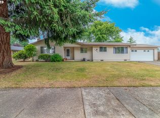 4095 Scenic Dr, Eugene, OR