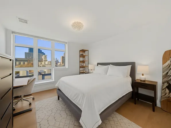 35 Underhill Avenue image 7 of 10