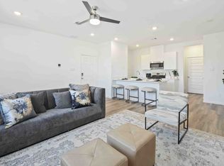 5918 Manning Oaks St, Houston, TX 77091