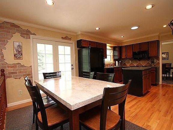 Breakfast Nook