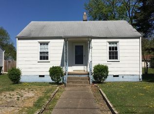 3417 Woodlawn St, Hopewell, VA 23860