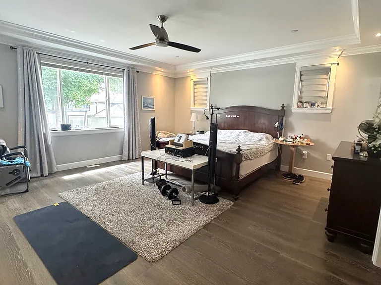 1732 Manning Ave — Photo 10