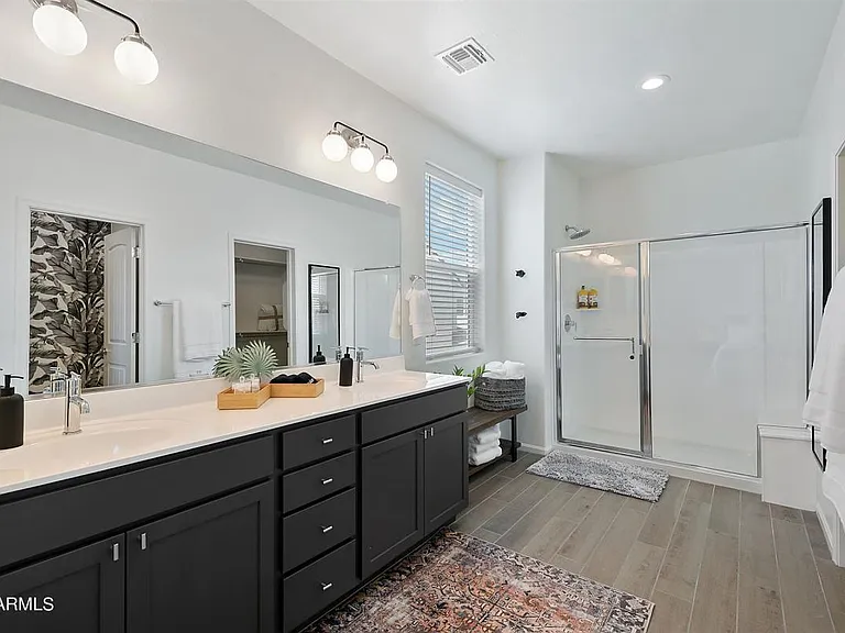 15704 W Polk St — Photo 12